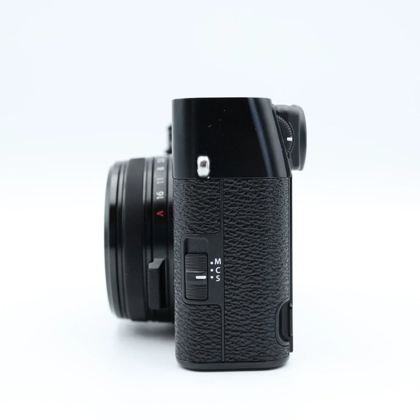 Fujifilm X100VI Black – Used, Excellent Condition – Only 35 Shutter Count