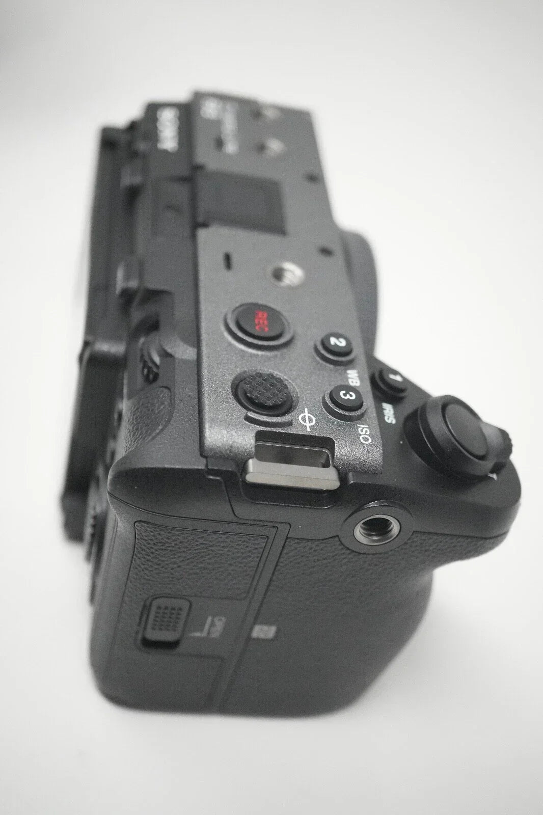 Used Sony FX3 Cinema Line Camera โ Full Box, Accessories Included, Low Shutter Count