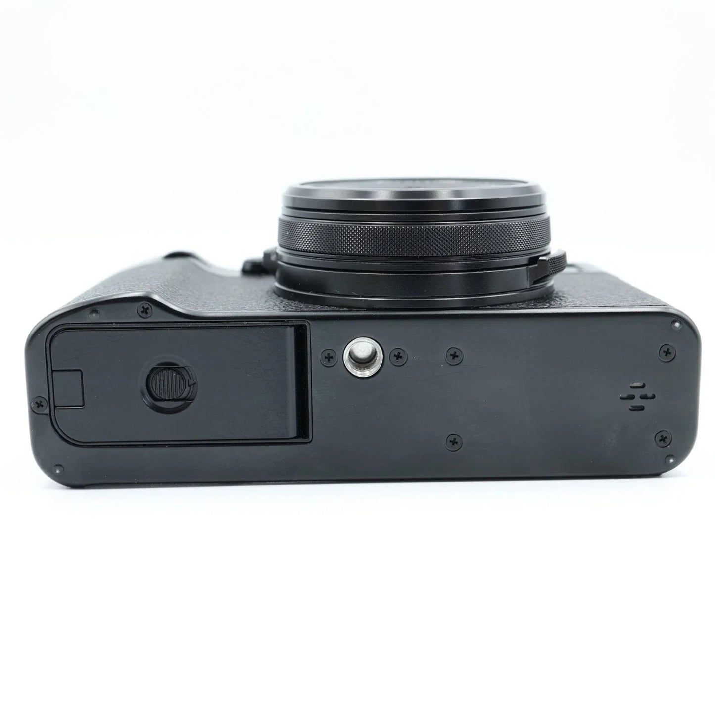 Fujifilm X100VI Black – Used, Excellent Condition – Only 35 Shutter Count