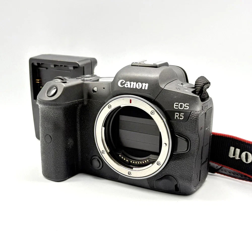 Canon EOS R5 Mirrorless Camera [NEAR MINT] [Body Only]