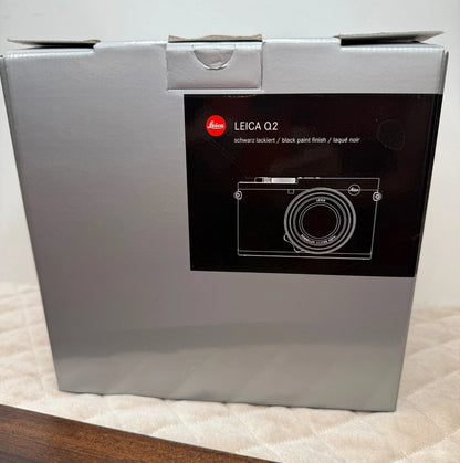 Leica Q2 47.3 MP Digital Camera – Full Set | Only 119 Shutter Count