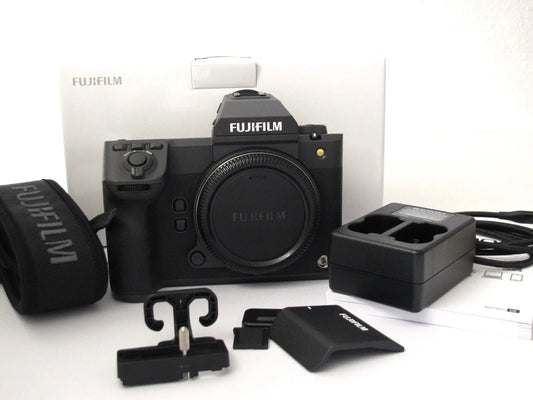 Fujifilm GFX100 II – Excellent Condition | Only 180 Shutter Count