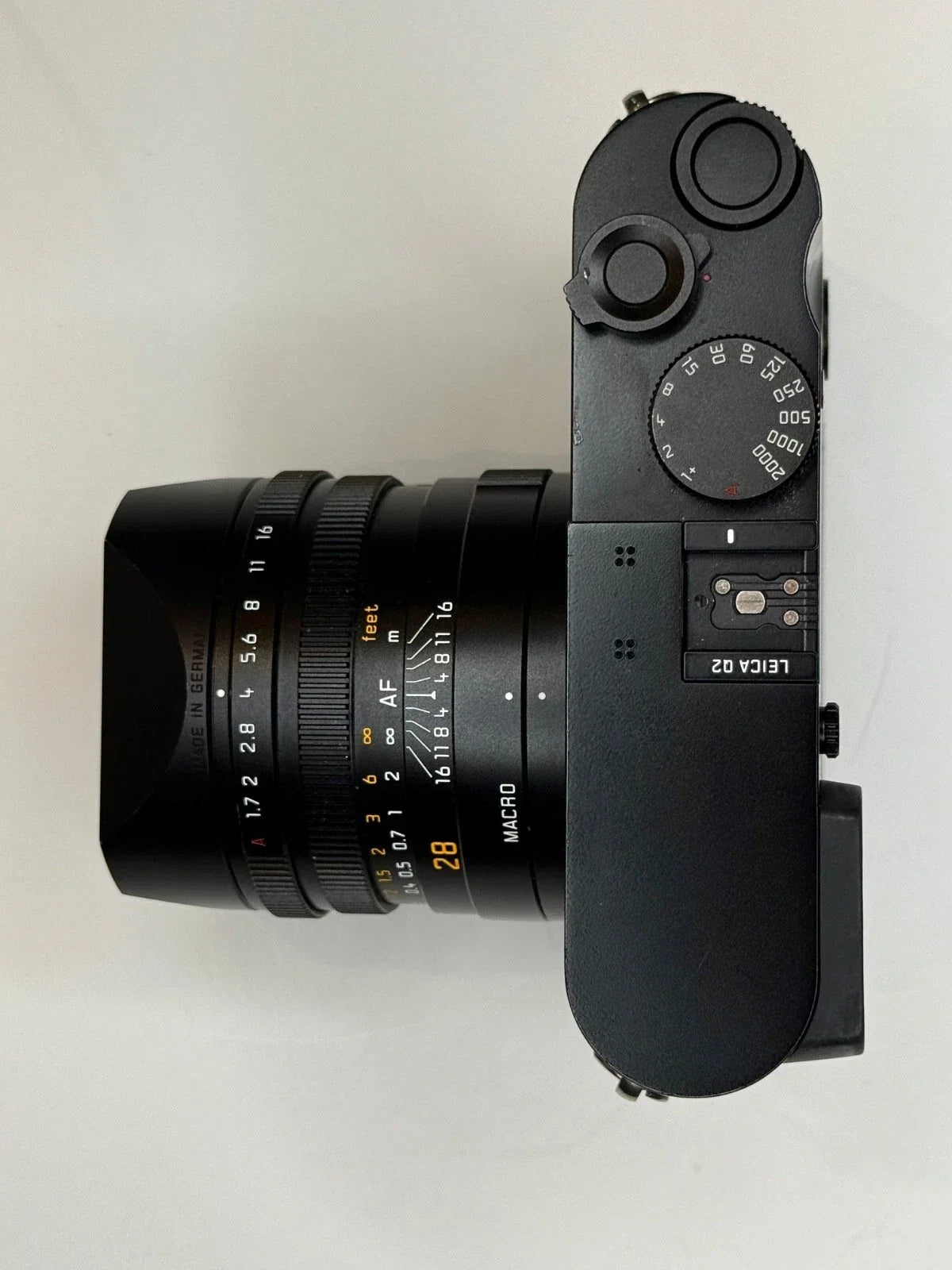 Leica Q2 47.3 MP Digital Camera – Full Set | Only 119 Shutter Count